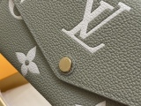 L*ouis V*uitton Top Wallets 19*10.5*2CM