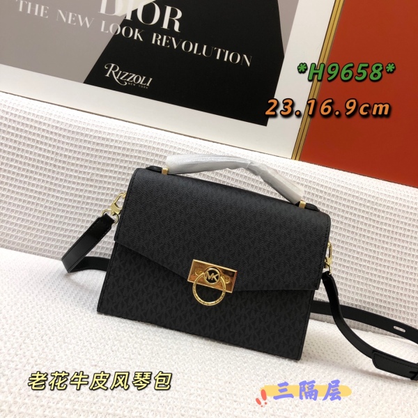 M*ichael K*ors Top Bag 23*16*9cm