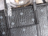 M*CM Bag Top Quality 18.5*19*9.5cm