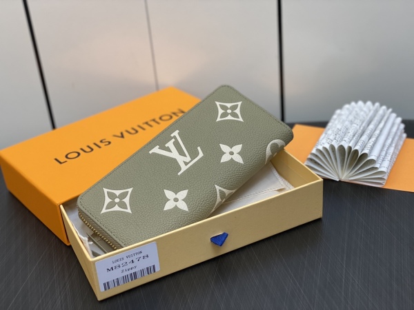 L*ouis V*uitton Top Wallets 20*9*2CM