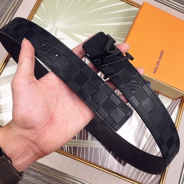L*ouis V*uitton Belts Top Quality 40MM