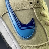 O*ff-W*hite x N*ike Dunk Low