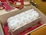 L*ouis V*uitton Top Bag 21.5*13.5*6CM