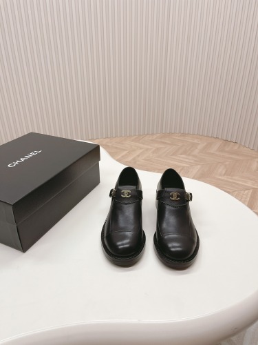 Women C*hanel Top Sneaker
