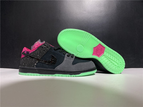 N*ike SB Dunk Low Premier Northern Lights 724183-063
