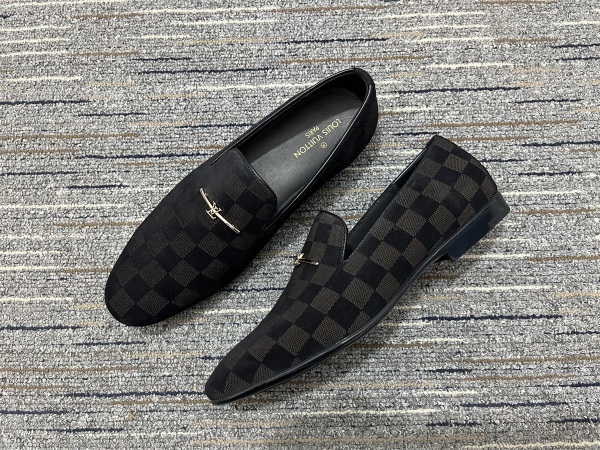 Men L*ouis V*uitton Top Sneakers