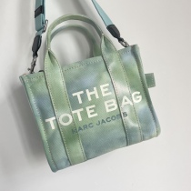 M*ARC J*ACOBS Top Bag 26*22*11CM