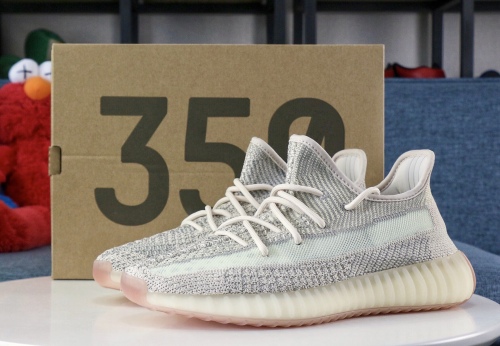 Y*eezy 350 V2 Citrin Reflective