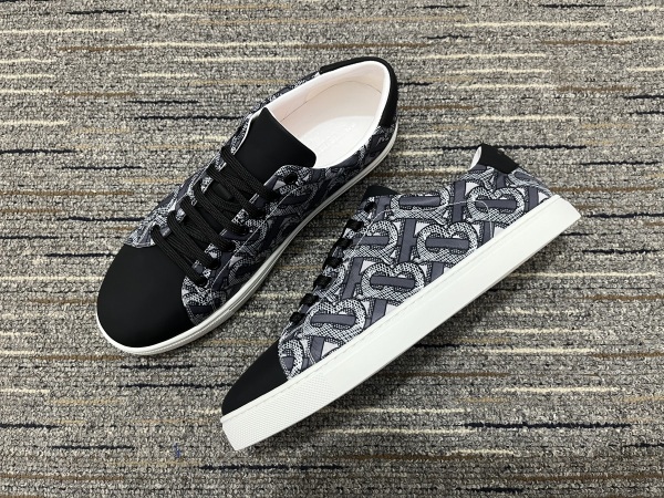 Men B*urberry Top Sneakers