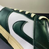 N*IKE DUNK LOW Vintage Green DQ8580-100