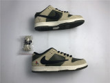 N*IKE SB DUNK LOW SP