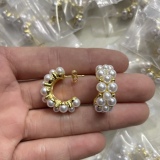 Earrings002