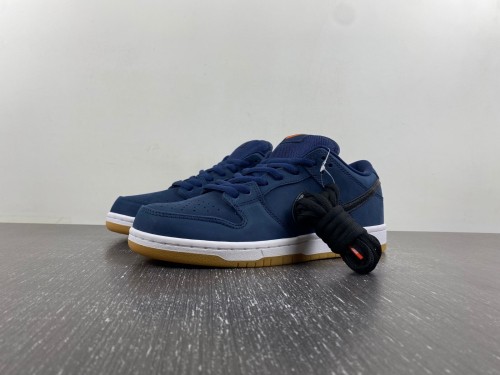 N*ike SB Dunk Low Pro ISO CW7463-401