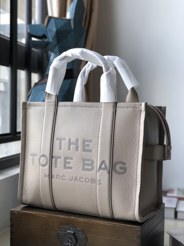 M*ARC J*ACOBS Top Bag 33*26*15CM