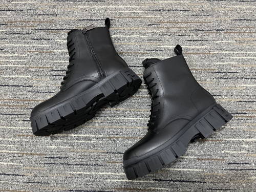 Women F*endi Top Quality Sneakers