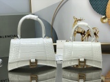 B*alenciaga Bag Top Quality