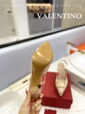 Women V*alentino Top Sandals