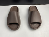 Y*eezy Slide