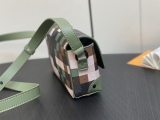 L*ouis V*uitton Top Bag 18*11*6.5CM