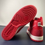 N*ike SB Dunk High
