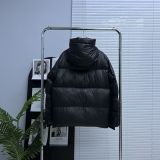 C*anada G*oose Top Quality Clothes