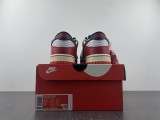 N*ike Dunk Low EMB CHICAGO KNICKS