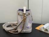 L*ouis V*uitton Top Bag 13*16*10CM