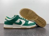 N*ike SB Dunk Low Green and Gold FB7173-131