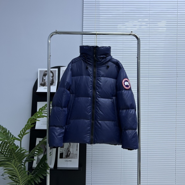C*anada G*oose Top Quality Clothes