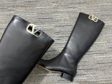 Women 𝑉*𝐴𝐿𝐸𝑁𝑇𝐼𝑁𝑂 Top Sneakers