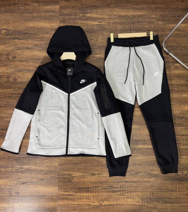 N*ike Top Quality Suits