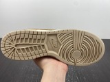N*ike Dunk Low Gold Swoosh DX5930-001