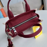 M*ARC J*ACOBS Top Bag 26*22*11CM