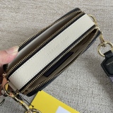 M*ARC J*ACOBS Top Bag 18*11*6CM
