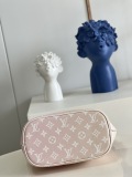L*ouis V*uitton Top Bag 24*22*13CM