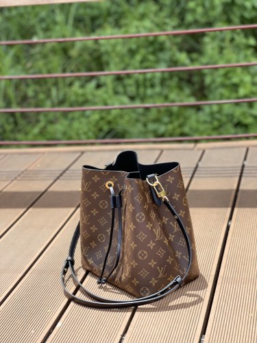 L*ouis V*uitton Top Bag 26*22*27CM
