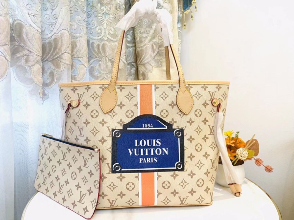 L*ouis V*uitton Top Bag 32*29*17CM