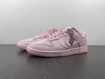 N*ike SB Dunk Low Pink 921803-601