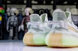 Y*eezy Boost 350 V2 Hyperspace