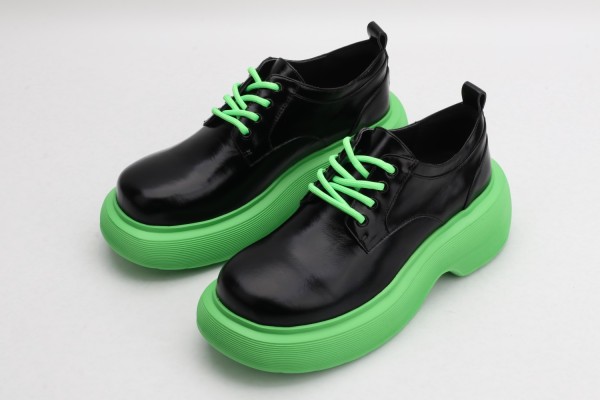 Women D*YMONLATRY Top Sneaker