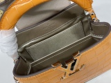 L*ouis V*uitton Top Bag 21 * 14 * 9CM