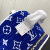 L*ouis V*uitton Top Bag 17*22*10cm