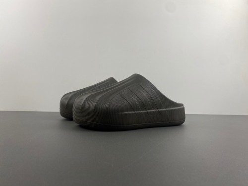 A*difom Superstar Core Black IE0758