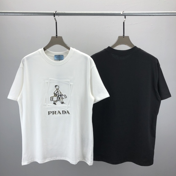 P*rada Top Quality Clothes