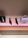 Women Y*SL Top Pumps