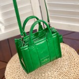 M*ARC J*ACOBS Top Bag 18*10*15CM