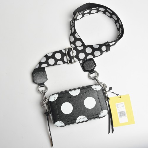 M*ARC J*ACOBS Top Bag 18*11*6CM