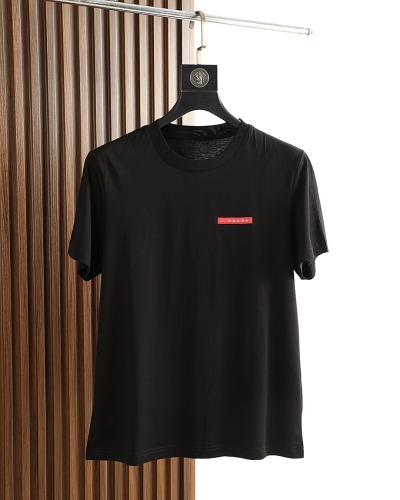 P*rada Top Quality Clothes