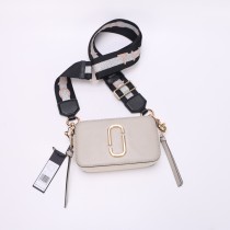 M*ARC J*ACOBS Top Bag 18*11*6CM