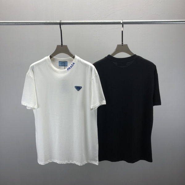 P*rada Top Quality Clothes